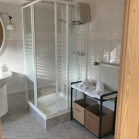 Souterrain Whirlpool-apartment Nahe Phantasialand