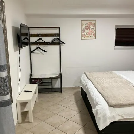 Souterrain Whirlpool-apartment Nahe Phantasialand Weilerswist