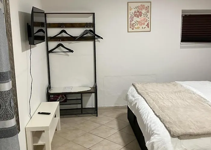 Souterrain Whirlpool-apartment Nahe Phantasialand 维勒斯威特